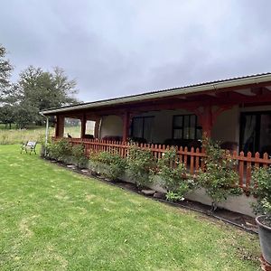 Misty Oaks Self- Catering Cottage 豪格斯拜克 Exterior photo