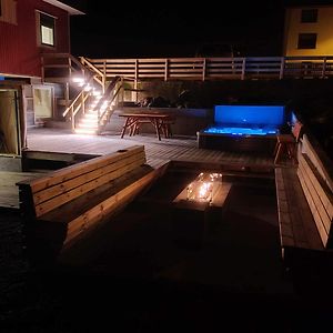 OyndarfjordurNew Flat With Hot Tub - No3公寓 Exterior photo