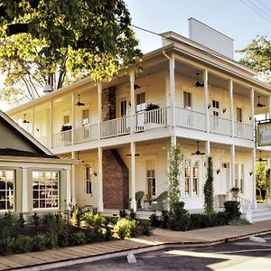 托尔曼酒店 Upper Lake Exterior photo