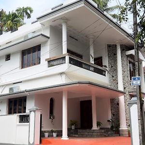 KochiHosted By Resmi Jayalal公寓 Exterior photo