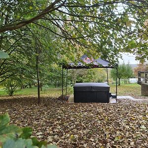 Maison Familiale Avec Jacuzzi Et Jardin Au Calme 斯普里蒙 Exterior photo