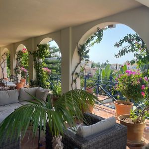Villa La Maravilla - With Amazing Sea View 贝纳阿维斯 Exterior photo