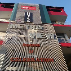 Metroview Rooms & Hotel Bahādurgarh Exterior photo
