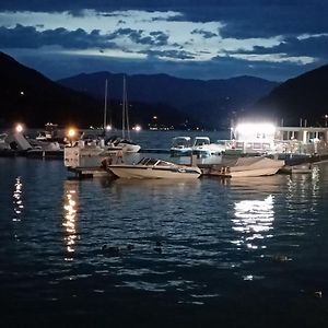 Casa Sul Lago Di Lugano - Besano / Porto Ceresio别墅 Exterior photo