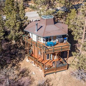 Lazy Bear Lookout - Hexagon Cabin With Resort Views 大熊湖 Exterior photo