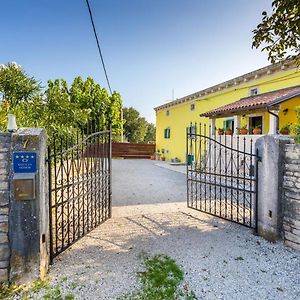 Villa Jona Zuzici Exterior photo