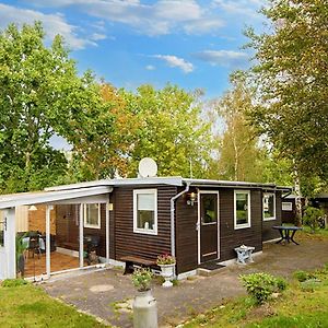 4 Person Holiday Home In Alling Bro Allingåbro Exterior photo