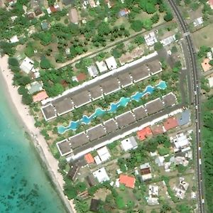 Vaiava Beach Carlton- Tahiti - Beachfront Luxury Residence & Pool - 4 Pers 普纳奥亚 Exterior photo