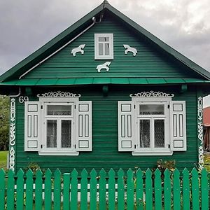 Zielony Domek Plutycze Exterior photo
