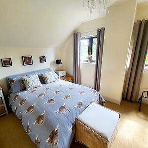Lindas Retreats Self Catering Accommodation 1 Bedroom Cottage Or 3 Bedroom House 托明陶尔 Exterior photo