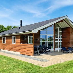 Gorgeous Home In Haderslev With Kitchen Årøsund Exterior photo