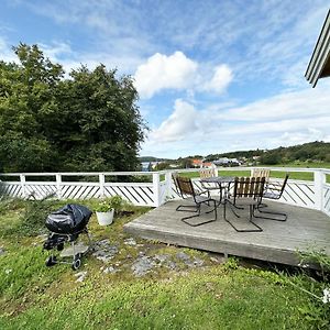 Cottage With Sea View Near Marstrand Lycke Exterior photo