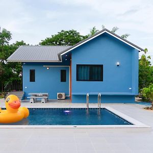 Blue Mountain Pool Villa At Khao Yai Ban Wang Sai Exterior photo