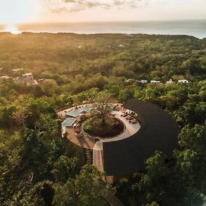 Grun Resort Uluwatu Exterior photo