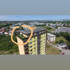 -Self-Check- Luxury View Penthouse On The Roof Of Nitra City Exterior photo