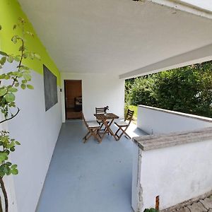 Romantischer Studio Mit Grosser Terrasse Vully-les-Lacs Exterior photo