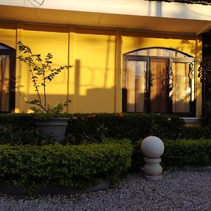 Villa Gabriela, Casa Tucan 利比里亚 Exterior photo