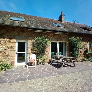 Gite Le Pressoir De La Baie 20 Km Du Mont St Michel 勒瓦尔圣贝尔 Exterior photo