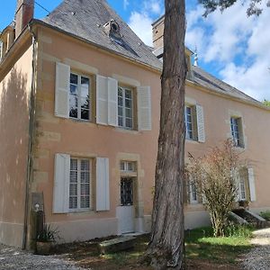 Gite Du Chateau De Chevannes Amazy Exterior photo