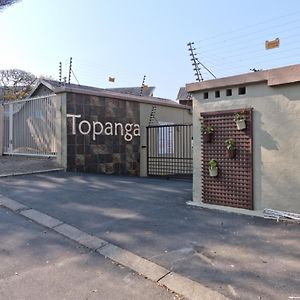 乌旺戈海滩24 Topanga公寓 Exterior photo