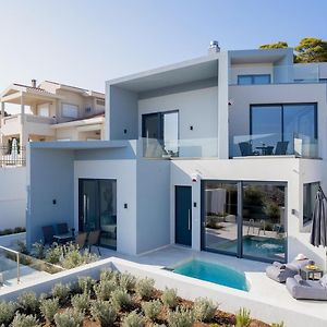 White Cliff Luxury Suites By A&D Properties Pórto Ráfti Exterior photo