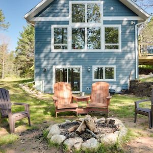 Cozy Northwoods Cabin With Private Lake Access 伊格尔里弗 Exterior photo