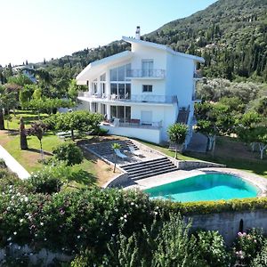 Mythos Luxury Apartments Corfu  Exterior photo