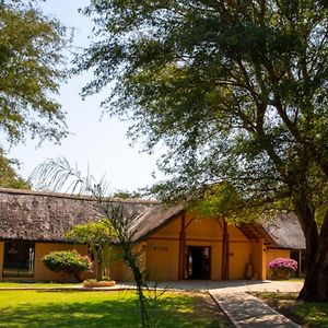 Kayova River Lodge Ndiyona Exterior photo