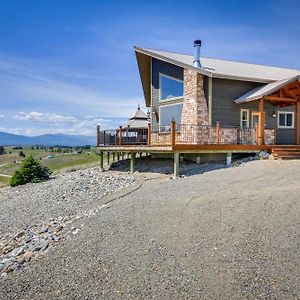 Eureka Vacation Rental With Outdoor Kitchen And Views! Exterior photo