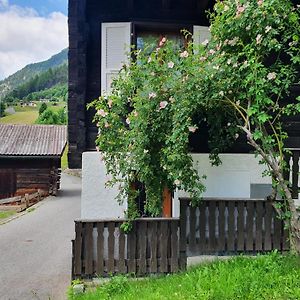 Margherita Apartment By Quokka 360 - Apartment In Wooden House In The Village Of Osco 法伊多 Exterior photo