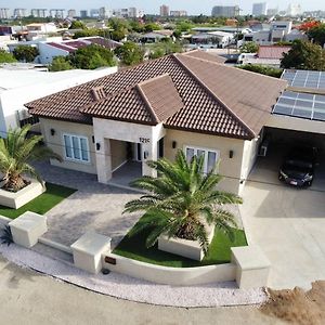 New *Villa Oasis* 棕榈滩 Exterior photo
