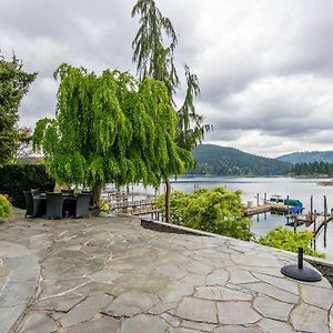 Arrive @ Deep Cove Waterfront Home 北温哥华 Exterior photo