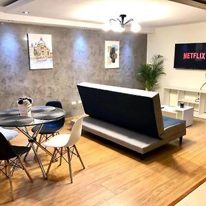 昆卡Elegant Loft Remigio Crespo Netflix + Garage公寓 Exterior photo