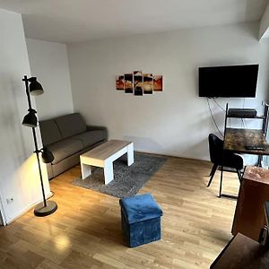 Appartement / Studio Avec Balcon 布吉瓦尔 Exterior photo