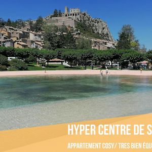 Hyper Centre, Appt Cosy Pour Vacances Familiales 锡斯特龙 Exterior photo