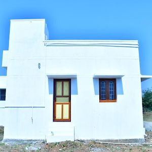 Arunachala Refuge Ferienhaus Tiruvannāmalai Exterior photo