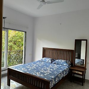 2 Bedroom Beautiful Shared Villa With Private Kitchen And Parking 西奥利姆 Exterior photo