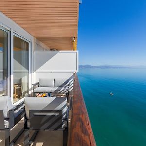 Santa Clara Modern & Exclusive Seafront Apartment 托雷莫利诺斯 Exterior photo
