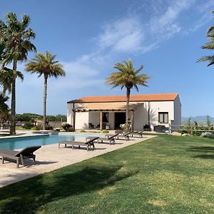 Charming Villa With Swimming Pool Partanna Exterior photo
