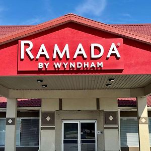 Ramada By Wyndham Lumberton酒店 Exterior photo