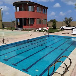 Villa Mostafa Sadek, Swimming Pool, Tennis & Squash - Borg Elarab Airport Alexandria 伯格埃拉伯 Exterior photo