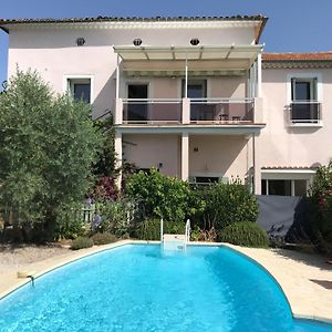 Deux Chambres Pour Six Personnes, Piscine, Jardin Roujan Exterior photo