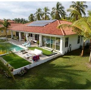 Casa Carey Lajas Pty Exclusive Beachfront Villa Cabrera Exterior photo