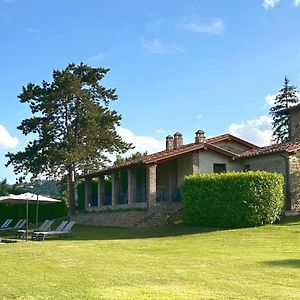 Agriturismo Villa Maria Pia 古比奥 Exterior photo
