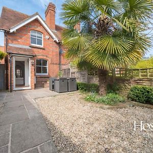 Stunning Character House In The Centre Of Henley别墅 Exterior photo