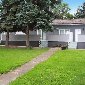 Apartments With Terrace At The Kummerower See In Sommersdorf Sommersdorf  Exterior photo