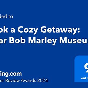 金斯敦Book A Cozy Getaway: Near Bob Marley Museum公寓 Exterior photo