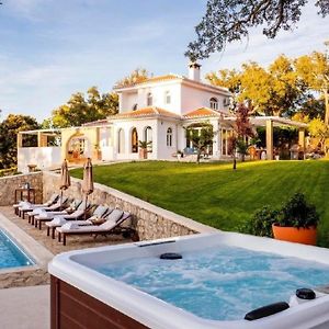 Traumhaftes Ferienhaus Mit Privatem Pool Und Tennisplatz Im Herzen Andalusiens 阿尔哈马德格兰娜达 Exterior photo