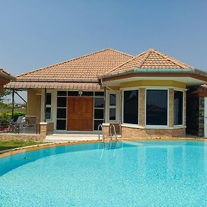 พูลวิลล่าชะอำ Amazia Pool Villa Exterior photo