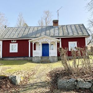 Small Red Cottage Located Close To Forest Outside Virserum Exterior photo
